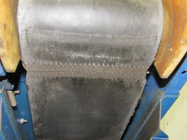 Versa 54165-1-89 60" Chip & Part 42° Incline Slide Bed Conveyor 11-1/2" Wide