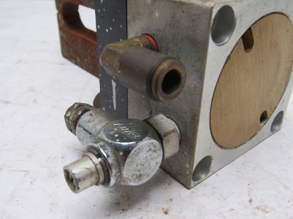 Compact Air Products SG202 Square Base Angular Pneumatic Gripper Grabber 2" Open