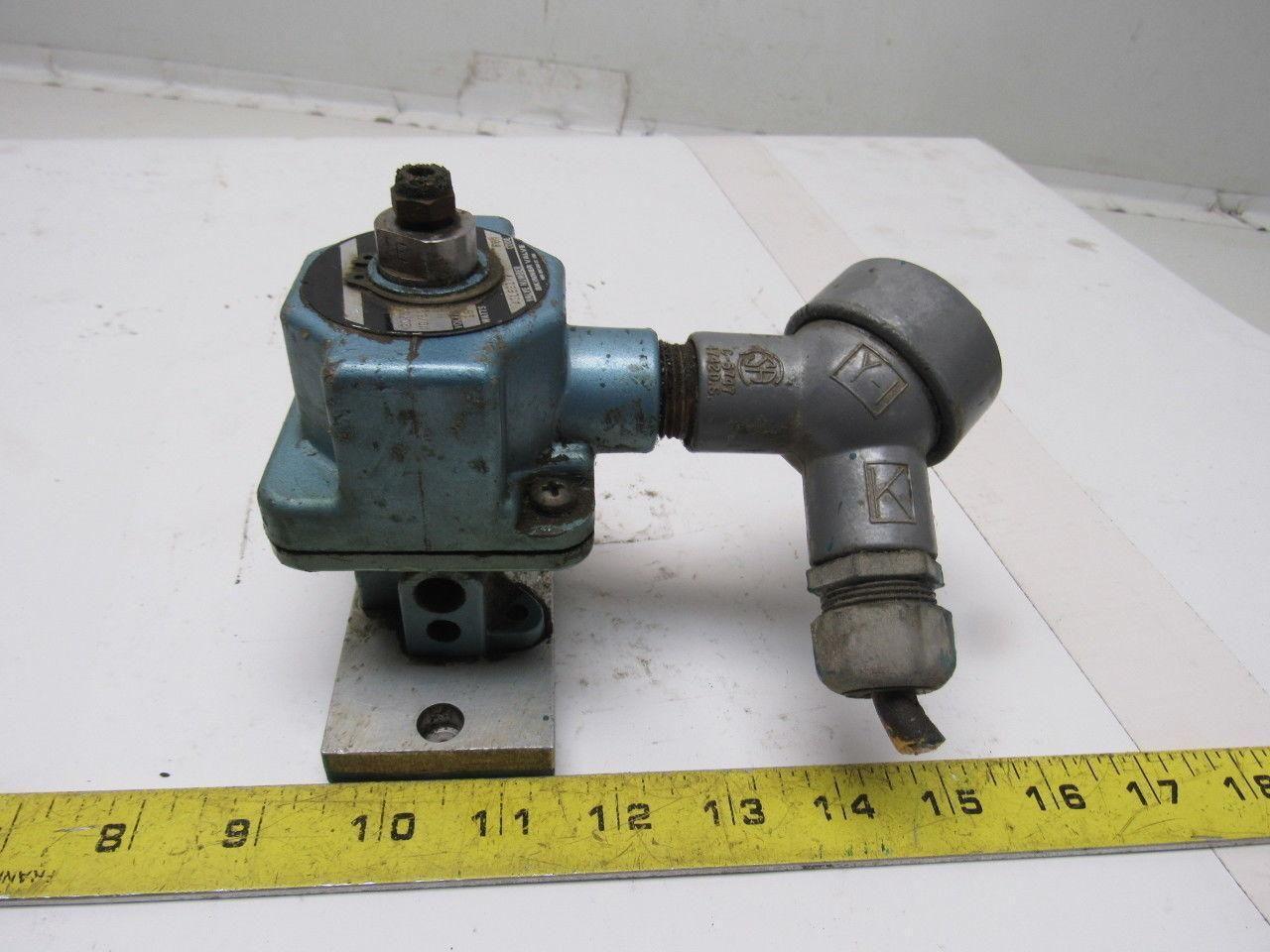 Skinner A3LB2177 110/120V 50/60Hz 175PSI 3 Way Direct Acting Valve 1/8" Ports