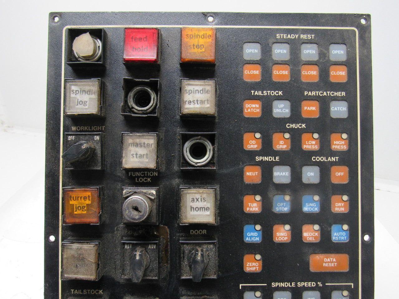 Cincinnati Milacron 3-525-0946A Cinturn Lathe A850 MTB Keyboard Control Panel