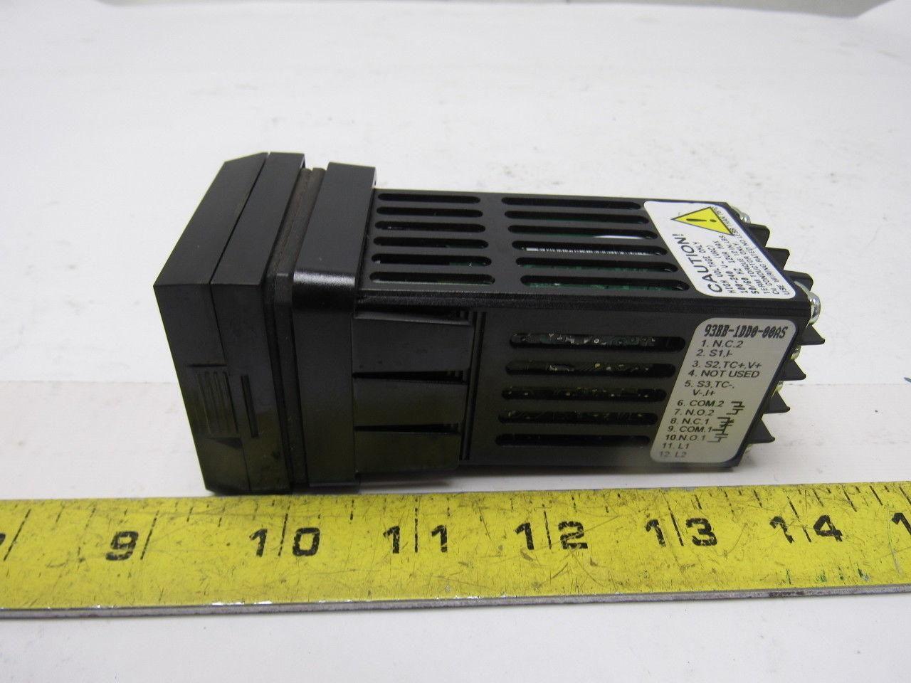 Trine 93BB-1DD0-00AS Temperature Controller Green Red Display 100-240V