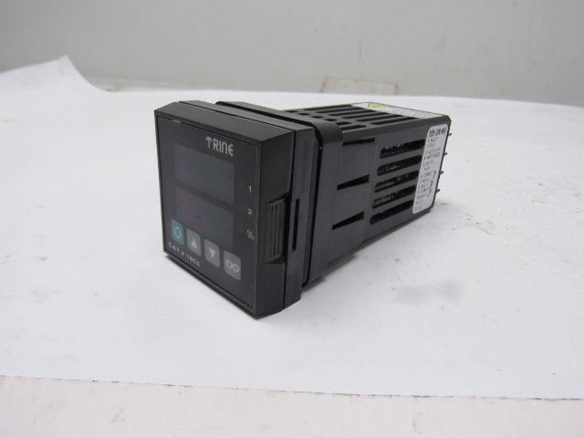 Trine 93BB-1DD0-00AS Temperature Controller Green Red Display 100-240V