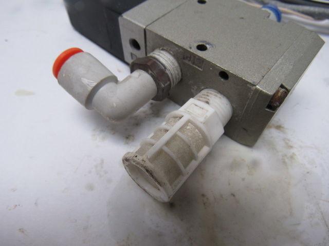 SMC VP342-3DZ-02A 3 Port Poppet Type Pneumatic Solenoid Operated Control Valve