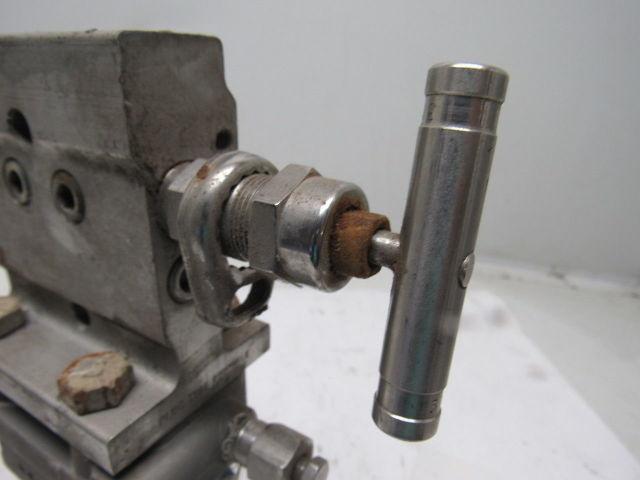 Rosemont CD2A22A2AB415P2 Pressure Transmitter 0-250 IN H20 3626PSI