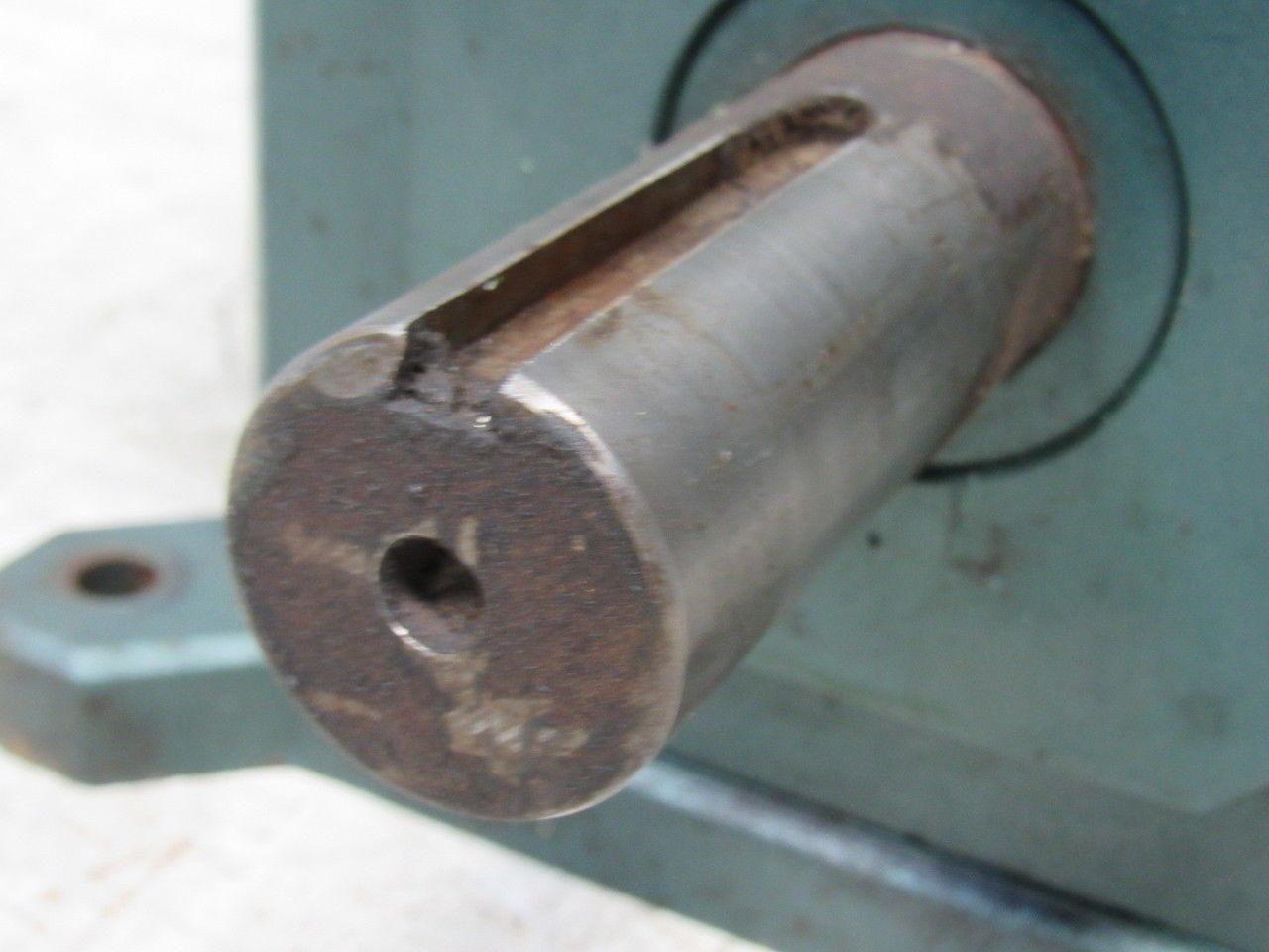 Grove Gear BM232-2 Right Angle Gear Reducer 20:1 Ratio