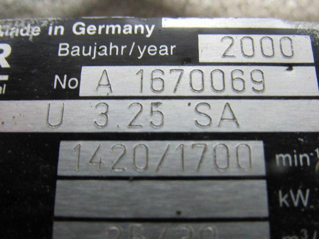 Flender Becker  U 3.25SA 0.75kW 330-500/190-290V 50/60Hz Vacuum Generator Motor