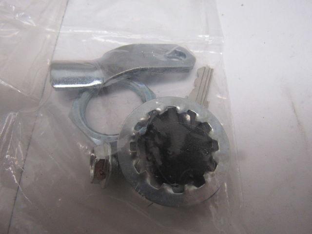 Southco E3-1251-115 Vise Action Latch Kit W/key RV Marine Boat Lot of 50