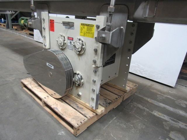 Triple S Dynamics HDC-8/2/LH Slipstick Stainless Steel Vibratory Feeder Conveyor