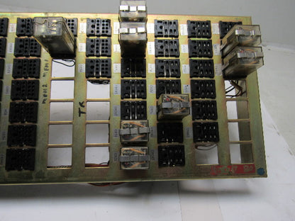 Okuma LC20-2ST Machine Relay Control Center Relays Sockets Plugs