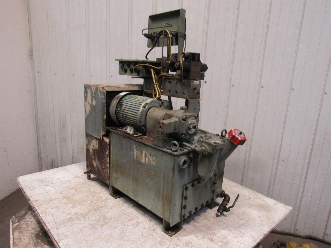 Showa VDRU-IA-40BHX-199D Hydraulic Power Unit From an Okuma LG20-2ST CNC Lathe