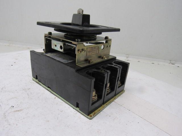 Terasaki TO-225CA 500V DC250V 150A 3 Pole Circuit Breaker W/Handle Assembly