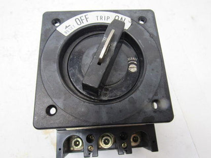 Terasaki TO-225CA 500V DC250V 150A 3 Pole Circuit Breaker W/Handle Assembly