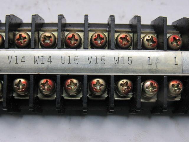 TGA-30 600V Rail Mount Terminal Block Connectors Lot Of 230+