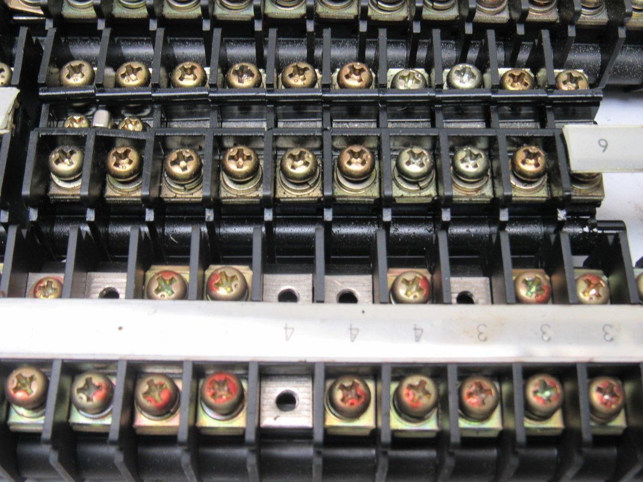 TGA-30 600V Rail Mount Terminal Block Connectors Lot Of 230+