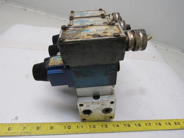 Vickers DG4V-3-2A-M-W-B-40 4/2 Single Solenoid 110V Coil 4 Valve Bank Manifold