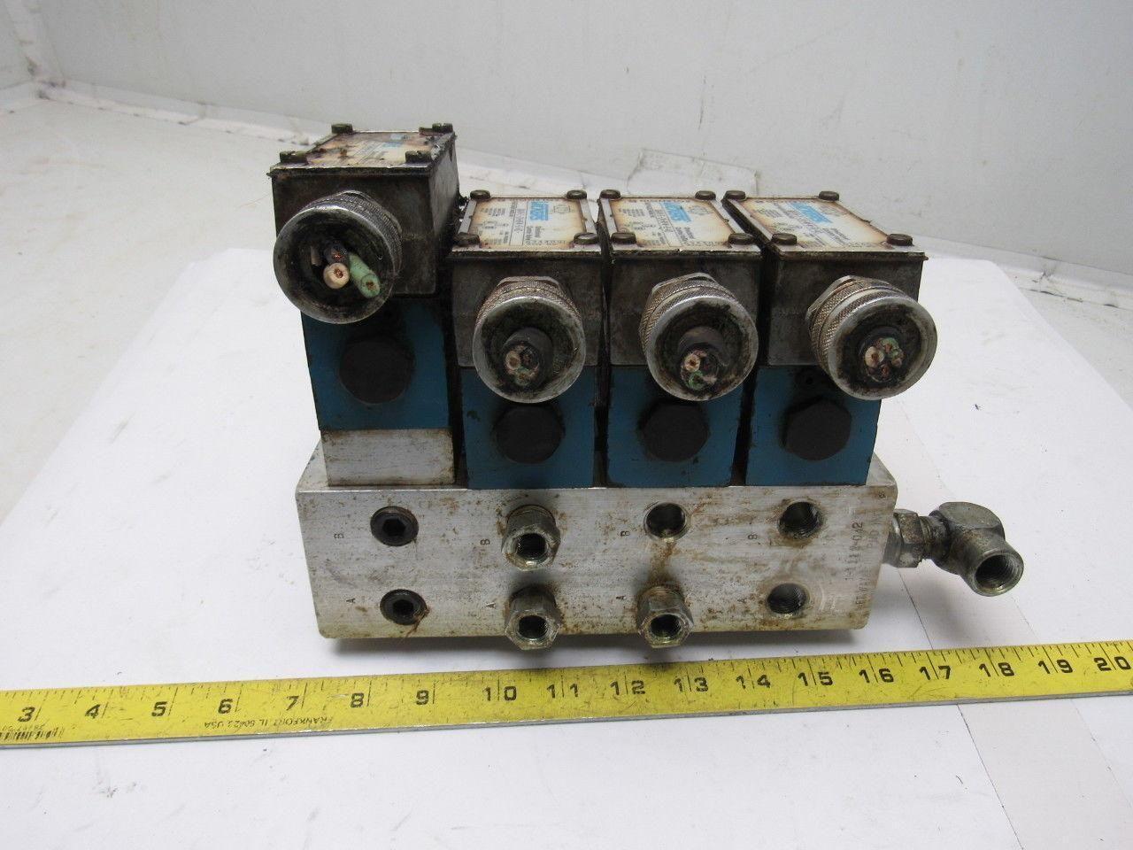 Vickers DG4V-3-2A-M-W-B-40 4/2 Single Solenoid 110V Coil 4 Valve Bank Manifold