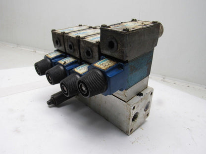 Vickers DG4V-3-2A-M-W-B-40 4/2 Single Solenoid 110V Coil 4 Valve Bank Manifold