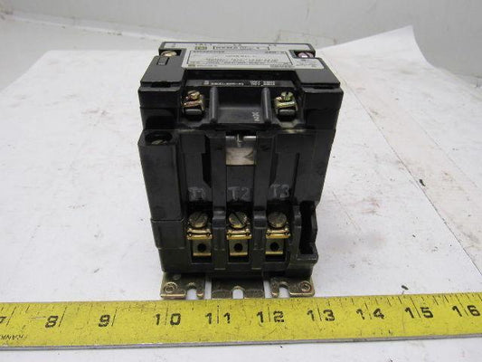 Square D 8502SCO2S Motor Starter Contactor 3 Pole 600VAC 10Hp 27A 120V Coil