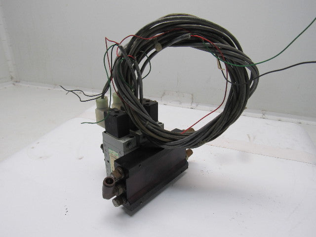 Numatics L23BA452B000061 2/4 Way Single Solenoid Valve Bank Manifold 24VDC Coil