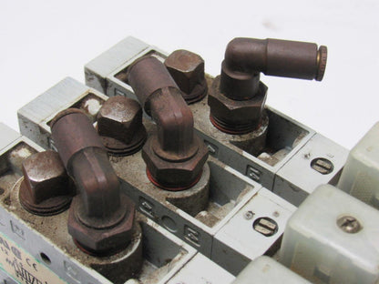 Numatics L23BA452B000061 2/4 Way Single Solenoid Valve Bank Manifold 24VDC Coil