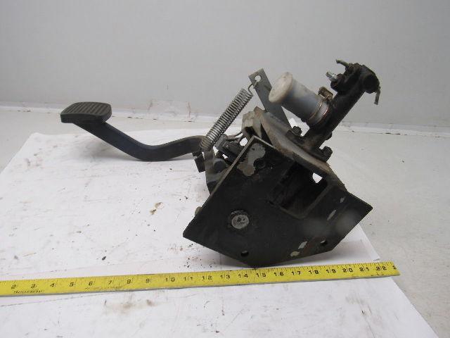 Komatsu FB 30SH-4 Forklift Foot Brake Master Cylinder Assembly