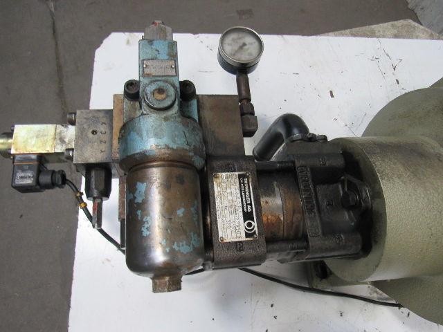 AEG Truninger AM 132MR QT33-012 10Hp 7.5kW 1740RPM 208V Hydraulic Pump 320 Bar