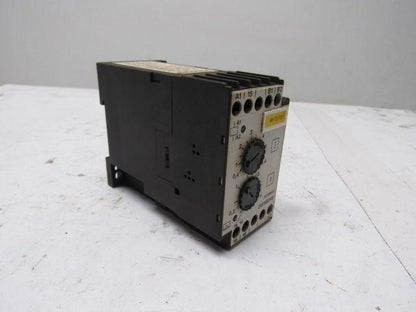 Siemens 3UG9053-0AA10 230V 50/60Hz Solid State Relay Off Delay 0.2-3Sec