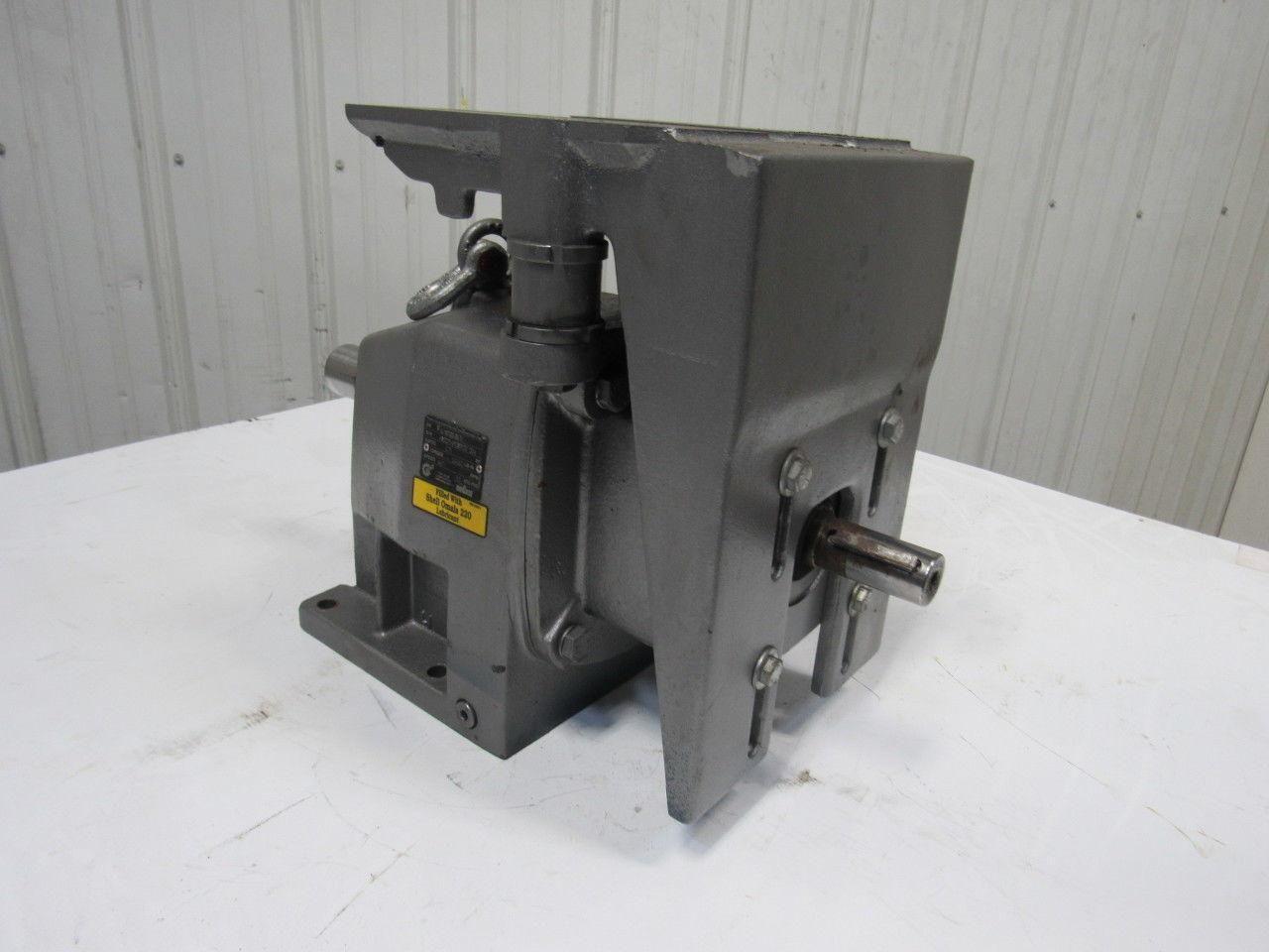 Nord SK32-VLMKN213-213T  In Line Speed Reducer 3.75:1 Ratio
