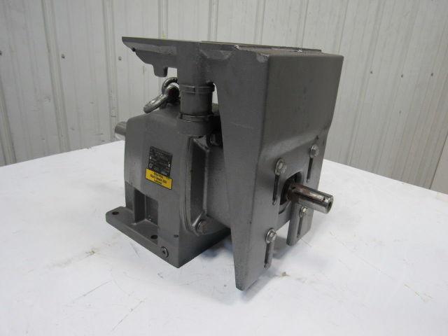 Nord SK32-VLMKN213-213T  In Line Speed Reducer 3.75:1 Ratio