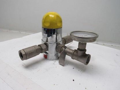 Armstrong 3/4" Port Adjustable Hot Cold Liquid Mixing Valve
