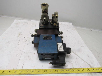 Rexroth 4WE10D33 4/2 Solenoid Operated Check W/ Manifold Assembly 110V Coil