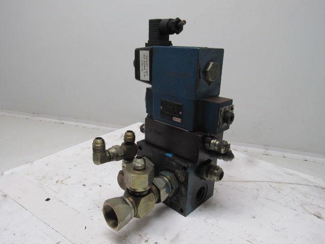 Rexroth 4WE10D33 4/2 Solenoid Operated Check W/ Manifold Assembly 110V Coil