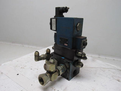 Rexroth 4WE10D33 4/2 Solenoid Operated Check W/ Manifold Assembly 110V Coil