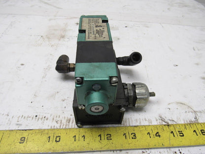 Numatics 081SA43AK000030 2/4  Solenoid Operated Spring Return Valve 110V Coil