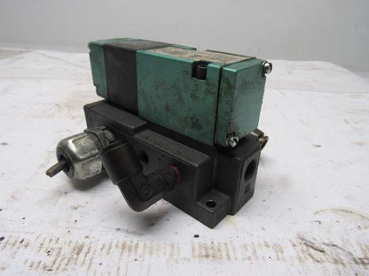 Numatics 081SA43AK000030 2/4  Solenoid Operated Spring Return Valve 110V Coil