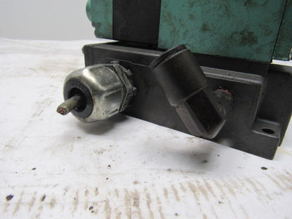 Numatics 081SA43AK000030 2/4  Solenoid Operated Spring Return Valve 110V Coil