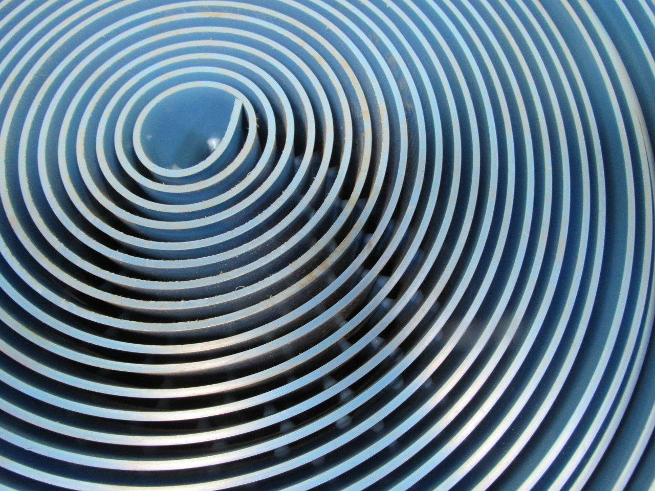 Smooth Small Parts Cleated Incline Conveyor Belting 6"x111'