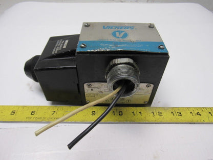 Vickers DG4S4018C50 Single Solenoid Operated Directional Valve 110V Coil