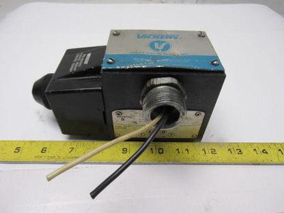 Vickers DG4S4018C50 Single Solenoid Operated Directional Valve 110V Coil