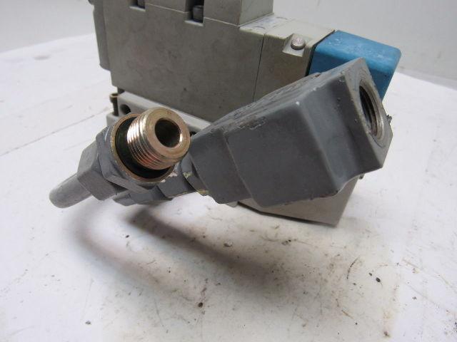 Numatics 13BA43AMQ56Y61 Pneumatic Air Solenoid Valve 24VDC W/manifold Block