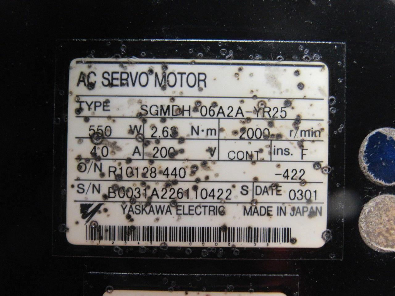 Yaskawa SGMDH-06A2A-YR25 AC Servo Motor