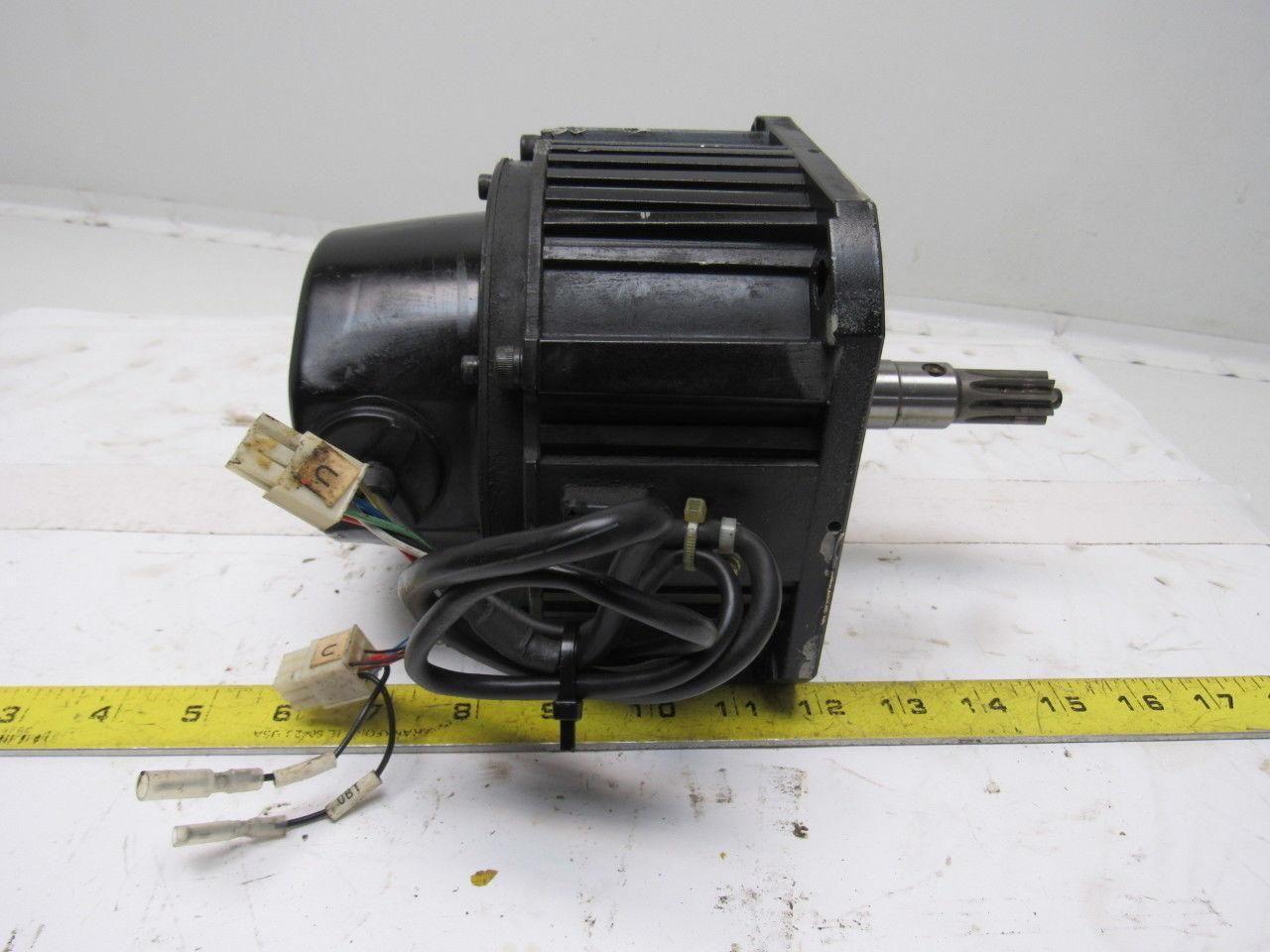 Yaskawa SGMDH-06A2A-YR24 AC Servo Motor