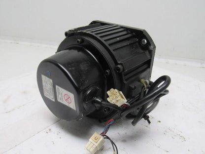 Yaskawa SGMDH-06A2A-YR24 AC Servo Motor
