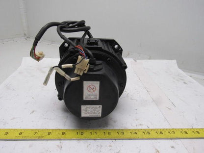 Yaskawa SGMDH-06A2A-YR24 Motoman YR-UP6-A00 550W 2.63Nm 4A 2000RPM Servo Motor