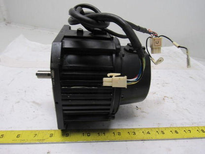 Yaskawa SGMDH-06A2A-YR24 Motoman YR-UP6-A00 550W 2.63Nm 4A 2000RPM Servo Motor