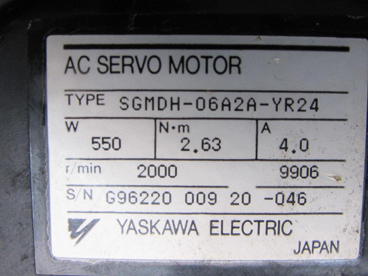 Yaskawa SGMDH-06A2A-YR24 Motoman YR-UP6-A00 550W 2.63Nm 4A 2000RPM Servo Motor