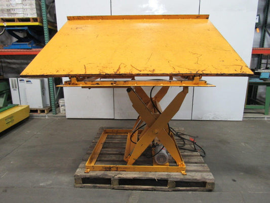 Econo Lift 3000Lb Scissor Lift 26° Tilt Table 100x72" 12-3/8" to 47-3/8"
