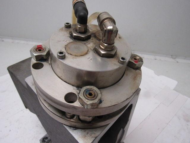 Trumpf  L3030 Trumatic Laser Mirror Casting Assy  901339 / 250775-01