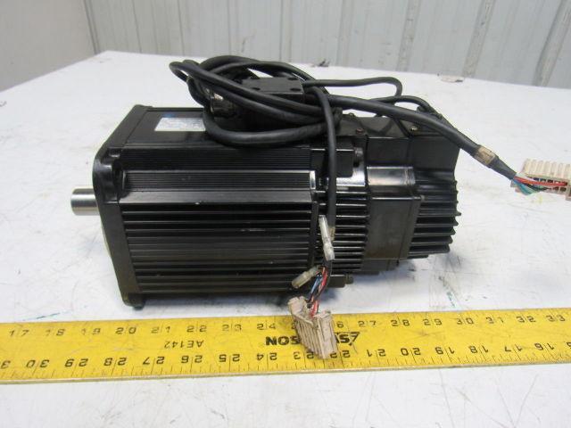 Yaskawa SGMGH-13A2A-YR13 Motoman 1300W 200V 1500RPM Servo Axis Motor