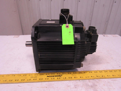 Yaskawa SGMDH-45A2B Motoman 4500W 1500RPM 200V AC Servo Axis Motor